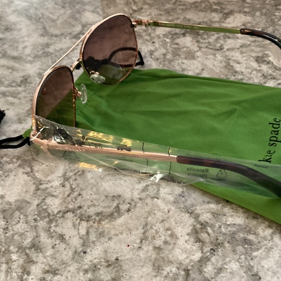 Kate spade Emmalines sunglasses - Picture 2 of 3